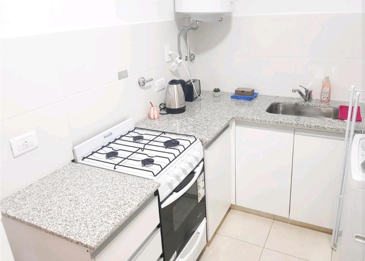 Gueemes Friendly Apartment *